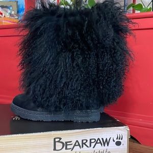 BearPaw Boetis Black Curly Lamb & Wool Boots in Box